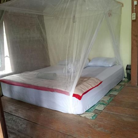 Landak River Guest House Only Trekking With Us Bukit Lawang Exteriér fotografie